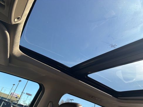 Used 2019 Ford F150 Limited w/ Trailer Tow Package image 13