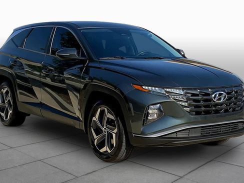 Used 2022 Hyundai Tucson SE image 3