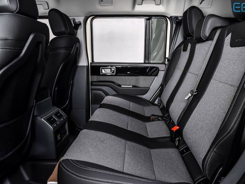 New 2026 INEOS Grenadier image 18