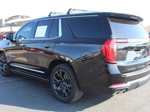 Used 2025 GMC Yukon Denali w/ Denali Reserve Package AWD/4WD image 8