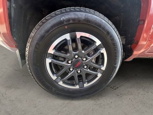 Certified 2025 Toyota Tacoma TRD Sport w/ TRD Sport Upgrade Package AWD/4WD image 14
