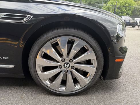 Used 2021 Bentley Flying Spur W12 AWD/4WD image 28
