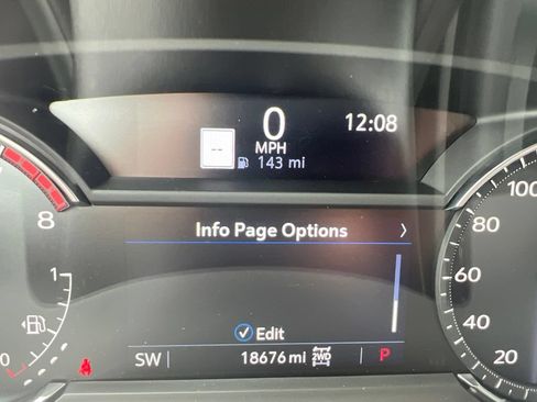 Used 2024 Cadillac XT6 Premium Luxury AWD/4WD image 14