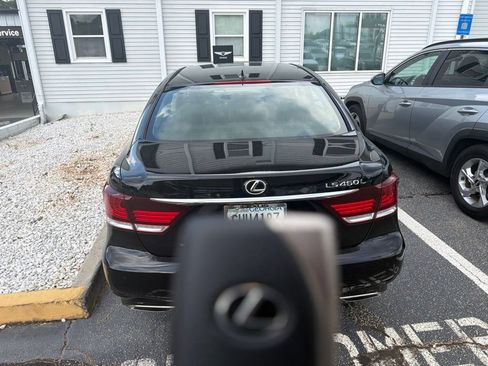 Used 2017 Lexus LS 460 L RWD image 4