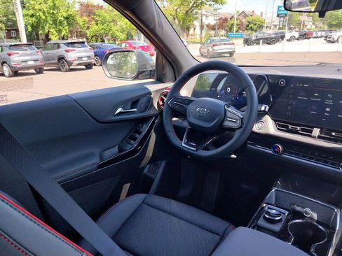 New 2025 Chevrolet Equinox RS image 14