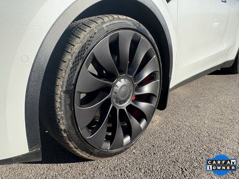 Used 2021 Tesla Model Y Performance image 28