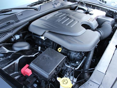 Used 2021 Dodge Challenger SXT RWD image 20