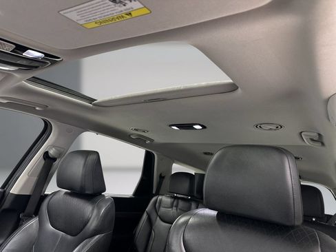 Used 2021 Hyundai Palisade SEL FWD image 17