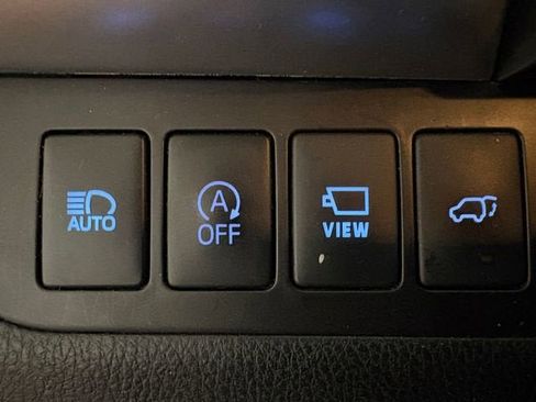 Used 2017 Toyota Highlander Limited Platinum image 15