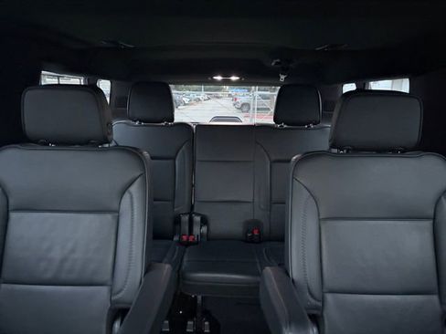 Used 2022 GMC Yukon XL Denali w/ Advanced Technology Package image 25