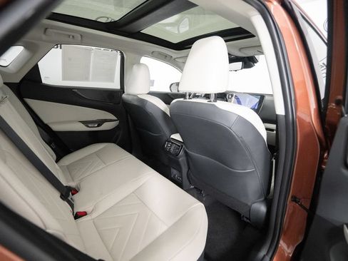 Certified 2025 Lexus NX 350h AWD w/ Accessory Package (K3) image 18