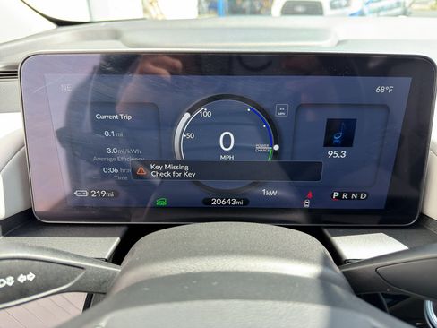 Used 2024 Honda Prologue Touring image 17