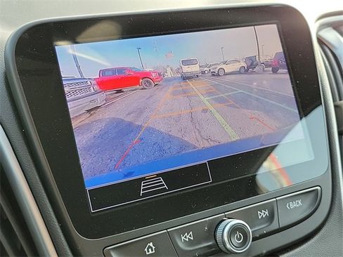 Used 2023 Chevrolet Malibu LT image 18