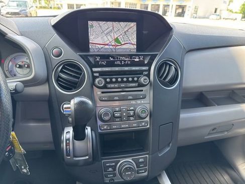 Used 2015 Honda Pilot Touring image 15
