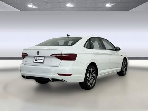 Used 2021 Volkswagen Jetta SEL Premium FWD image 9