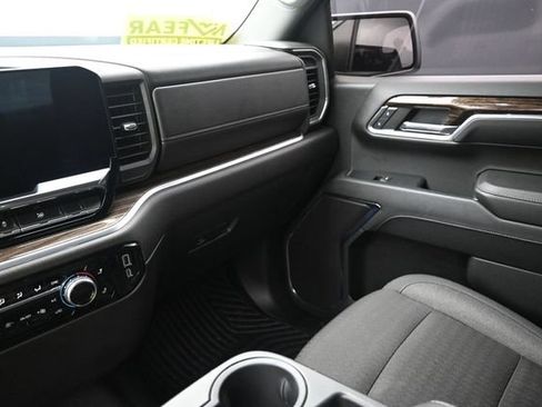 Used 2024 GMC Sierra 1500 Elevation AWD/4WD image 30