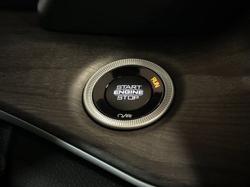 New 2025 Jeep Grand Cherokee L Limited w/ Black Appearance Package image 23