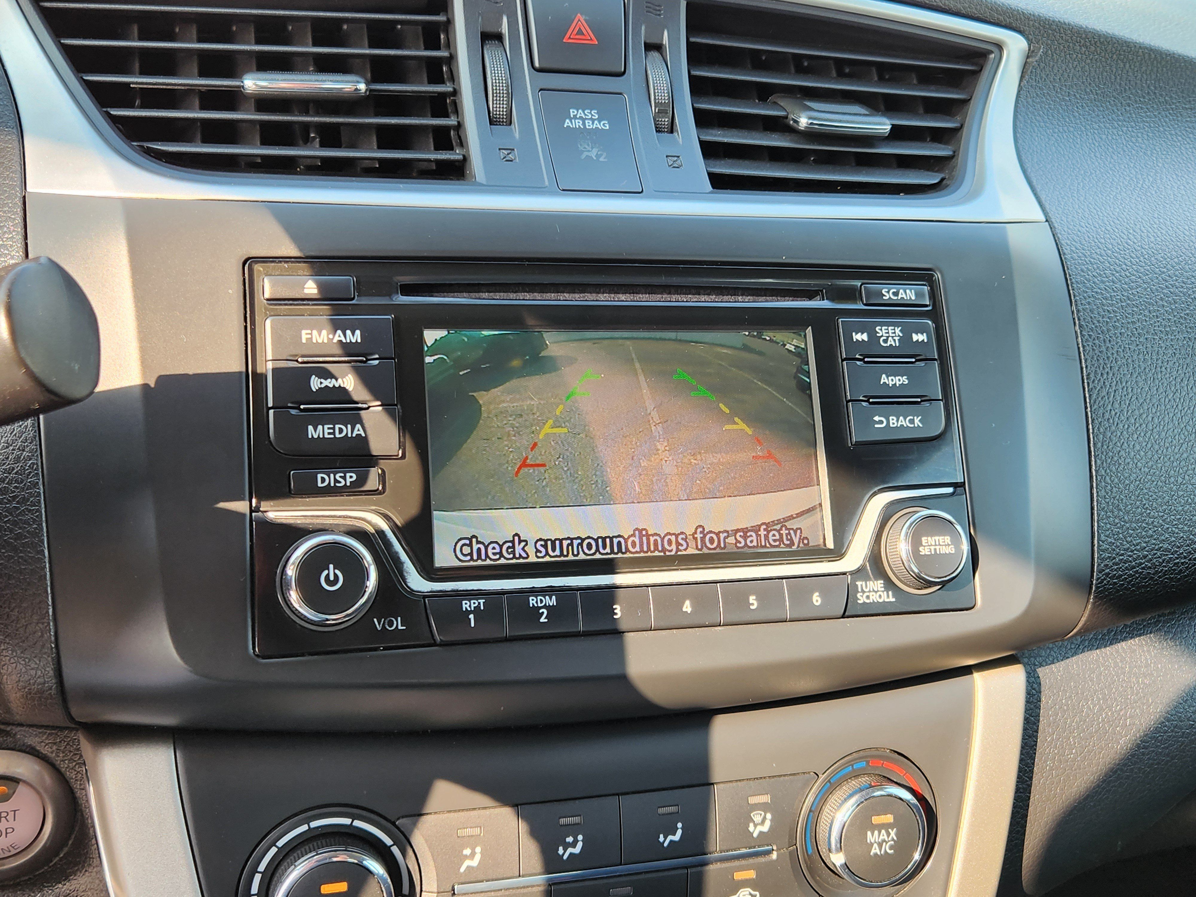 Used 2015 Nissan Sentra SV FWD image 22