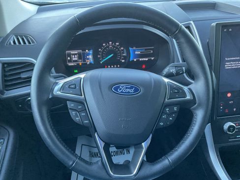 Used 2024 Ford Edge SEL w/ Convenience Package image 13