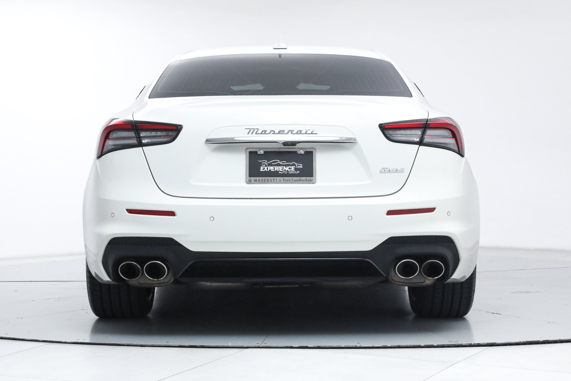 Certified 2023 Maserati Ghibli Modena RWD image 4