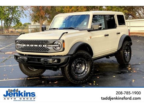 New 2025 Ford Bronco Badlands image 16
