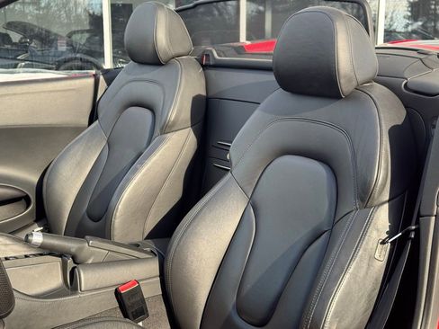 Used 2014 Audi R8 V10 w/ Full Leather Package image 38