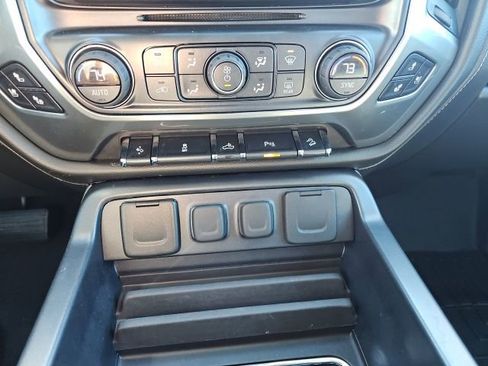 Used 2018 Chevrolet Silverado 1500 LTZ Z71 w/ LTZ Plus Package image 19