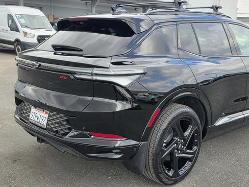 Used 2025 Chevrolet Equinox EV RS image 15