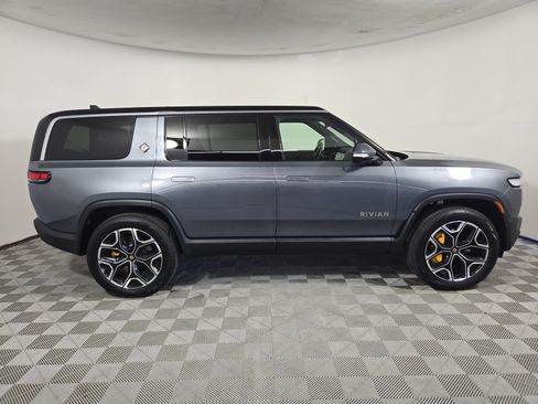 Used 2022 Rivian R1S Launch Edition Quad AWD/4WD image 6
