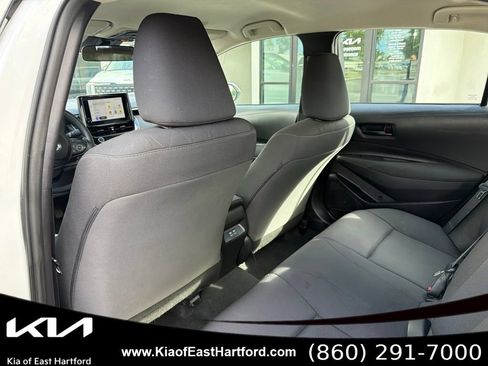 Used 2025 Toyota Corolla LE FWD image 17