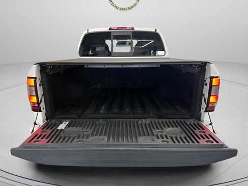 Used 2022 Nissan Frontier PRO-4X w/ Pro-4X Premium Package AWD/4WD image 22