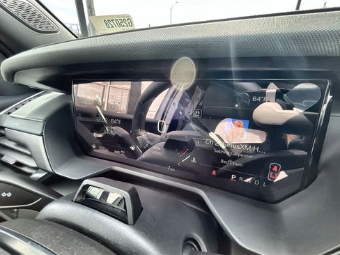 New 2025 GMC Acadia AT4 w/ Super Cruise Package image 33