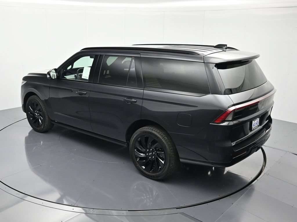 New 2026 Lincoln Navigator Reserve w/ Jet Appearance Package AWD/4WD image 36