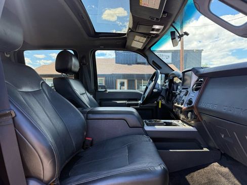 Used 2016 Ford F350 Lariat w/ Lariat Ultimate Package AWD/4WD image 27