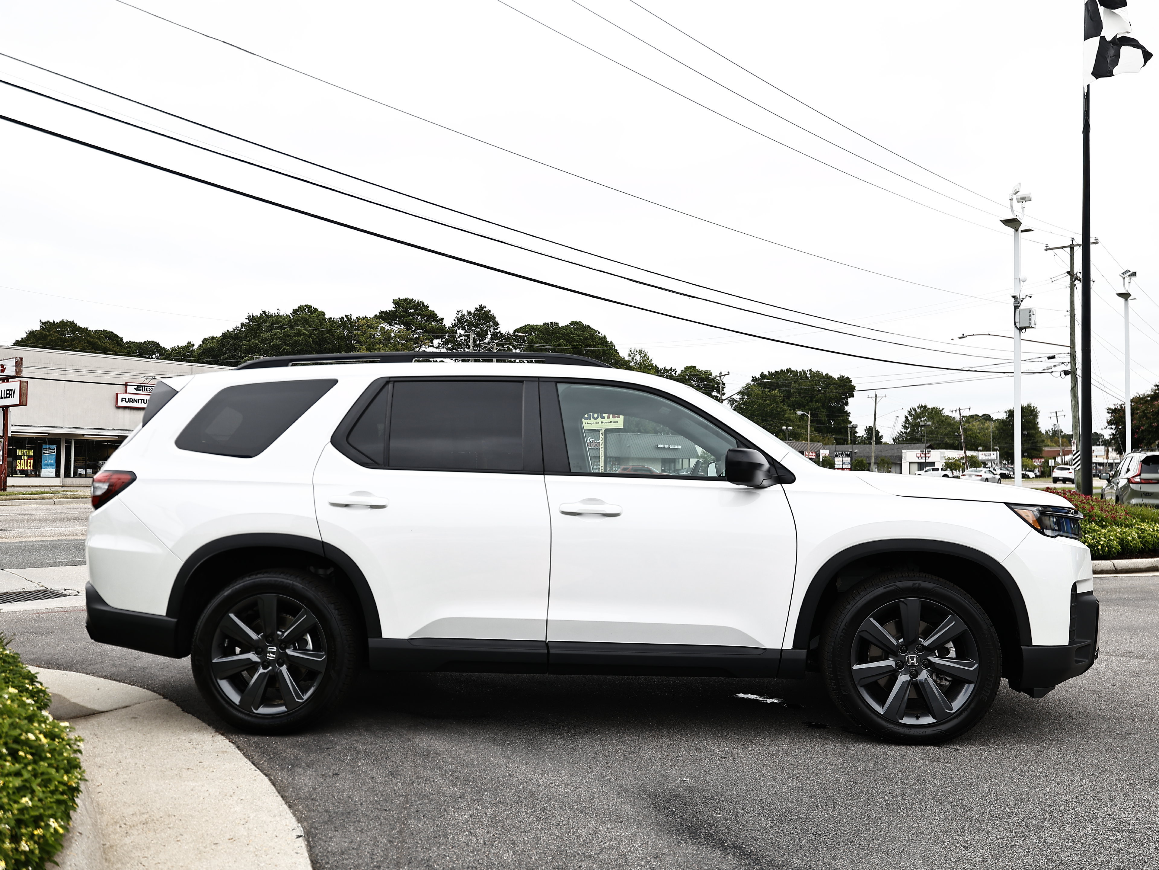 Certified 2026 Honda Pilot Sport image 11