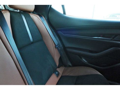 Used 2025 MAZDA MAZDA3 Carbon image 10