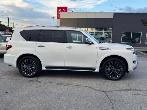 Certified 2024 Nissan Armada Platinum w/ Cargo Package RWD image 2