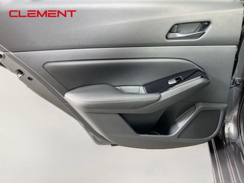 Used 2023 Nissan Altima 2.5 SV FWD image 28