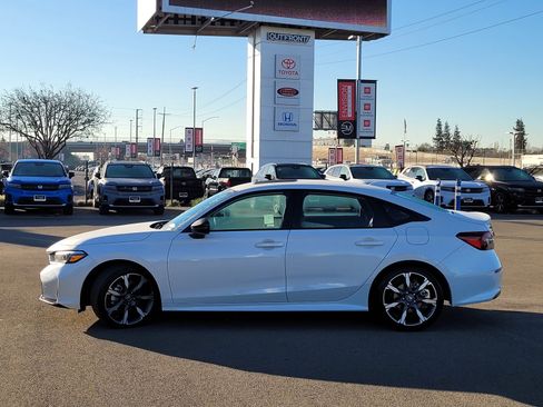 Used 2026 Honda Civic Sport Touring image 8