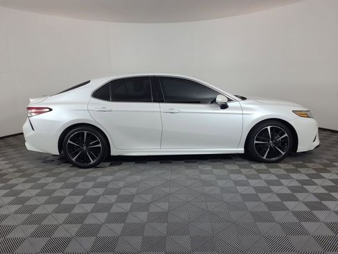Used 2018 Toyota Camry XSE w/ Protection Package (Q2) image 2