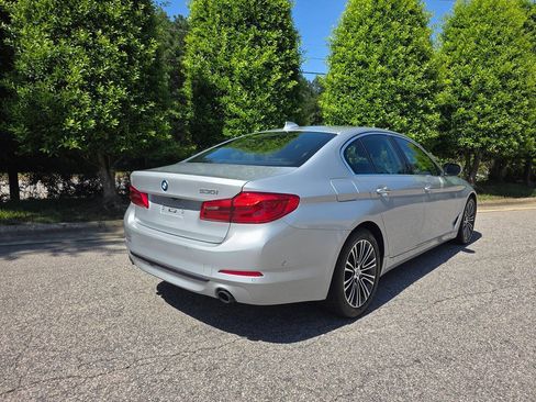 Used 2017 BMW 530i RWD image 5