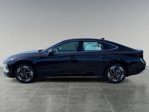 New 2026 Hyundai Sonata SEL image 2