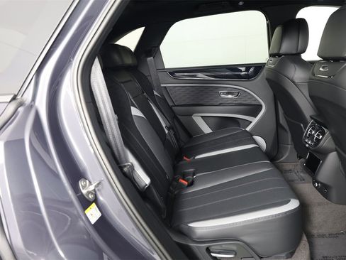 New 2026 Bentley Bentayga Speed image 33