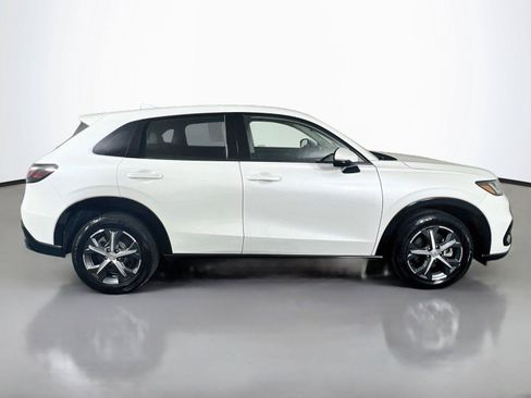 Used 2023 Honda HR-V EX-L image 7