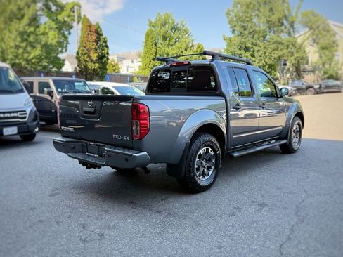 Used 2020 Nissan Frontier PRO-4X AWD/4WD image 8