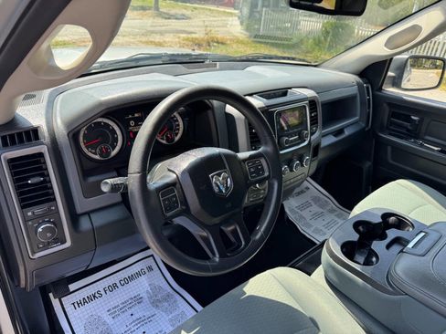 Used 2018 RAM 1500 Express image 18