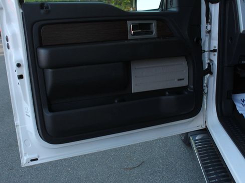 Used 2013 Ford F150 Lariat w/ Luxury Equipment Group AWD/4WD image 12