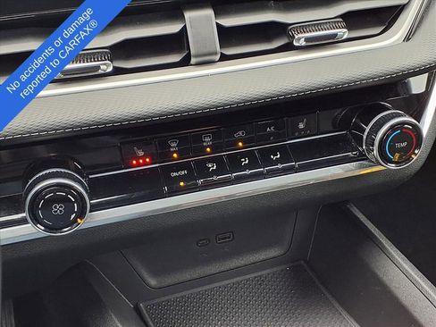 Used 2025 Chevrolet Equinox LT image 29