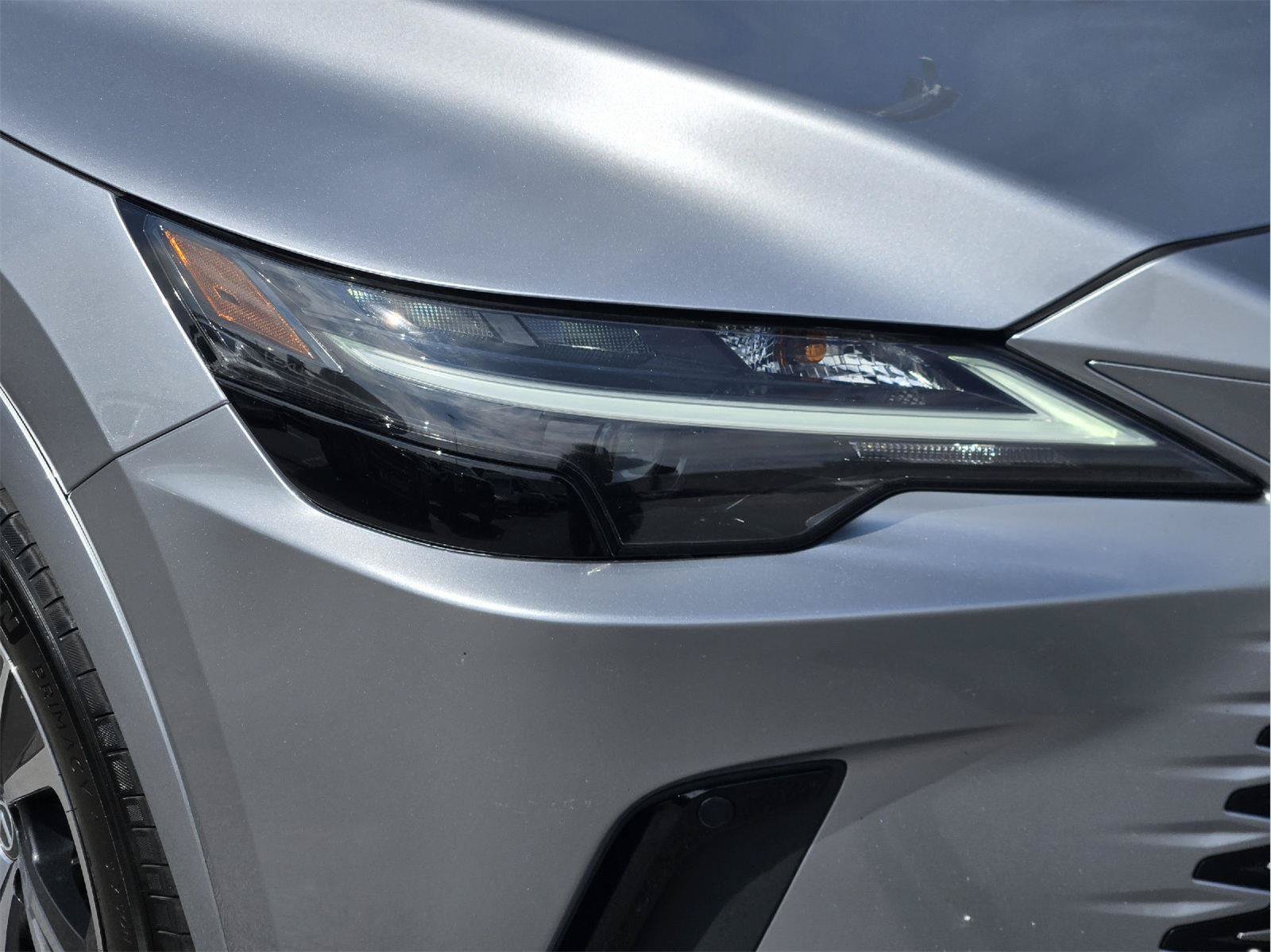 Used 2023 Lexus RX 350 Premium w/ Cold Area Package FWD image 9