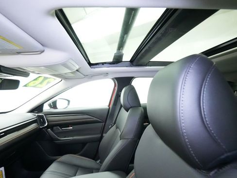 New 2026 MAZDA CX-50 2.5 Hybrid w/ Weather Package AWD/4WD image 19